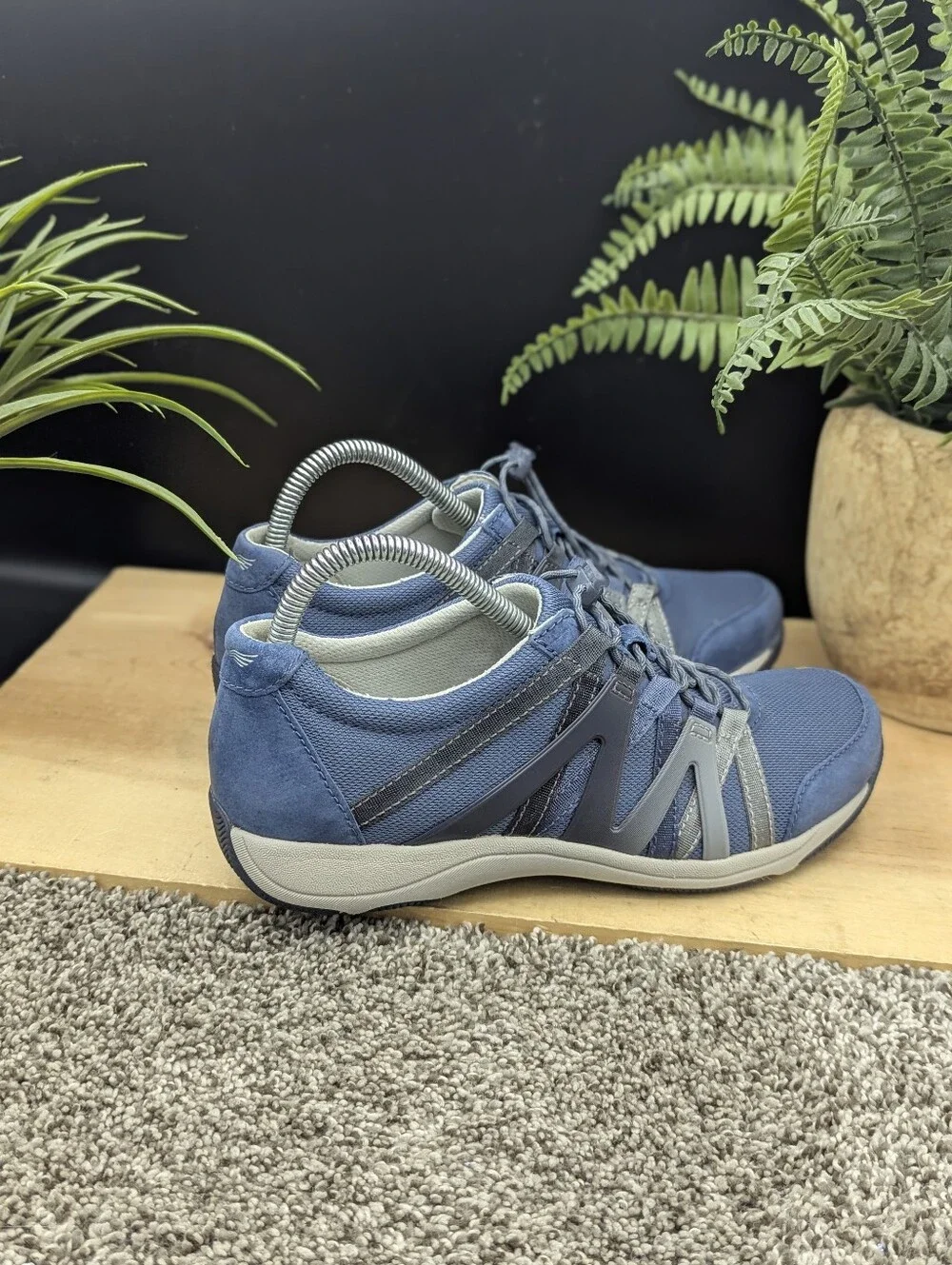 Dansko Henriette Women's Size 7.5/8 Walking Running Casual Comfort Shoes